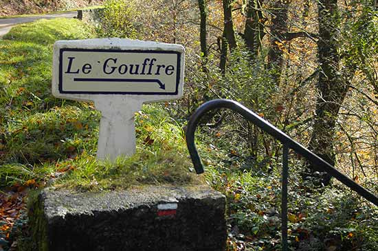 LPlongée dans le gouffre d'Huelgoat